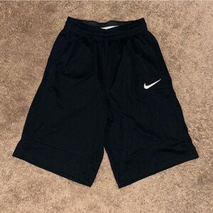 NIKE mens gym shorts